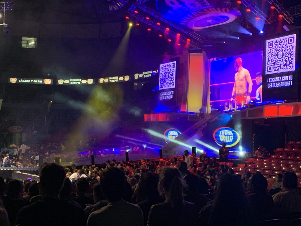 Lucha Libre match at the Consejo Mundial de Lucha Libre's Arena México